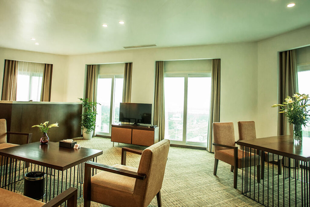 pearl-river-hotel-hai-phong-premium-suite-1