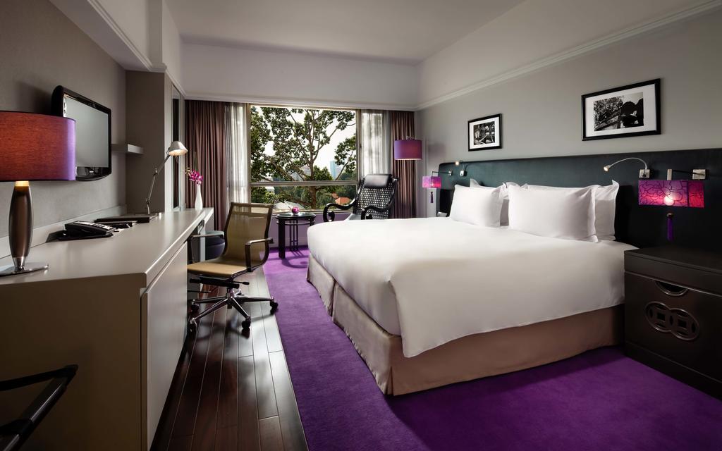 Sofitel  Saigon Plaza Hotel là khách sạn 5 sao sang trọng và dịch vụ đẳng cấp. Hãy tận hưởng một không gian đậm chất Pháp