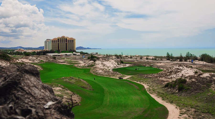 Tour du lịch golf Hồ Chí Minh - sân golf The Bluffs