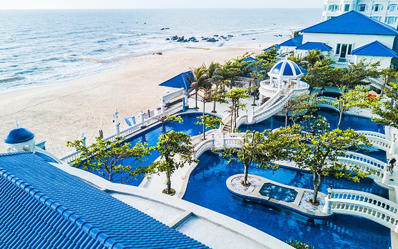 Lan-Rung-Resort-Phuoc-Hai-Beach-1