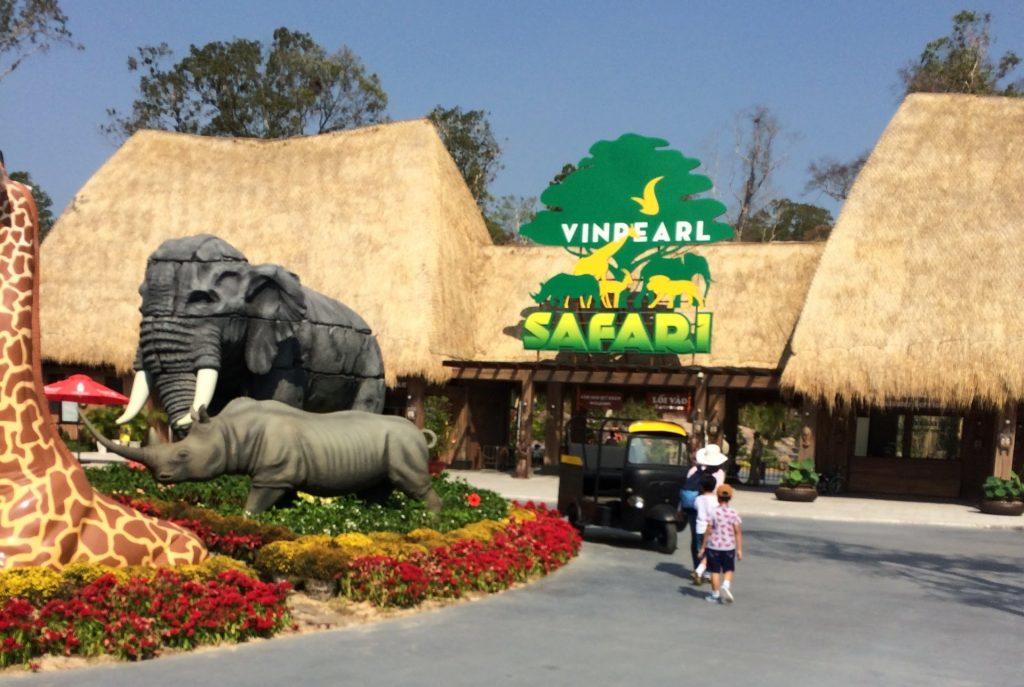 Kinh nghiệm-Review) Vinpearl Safari Phú Quốc có gì? Giá vé bao nhiêu?