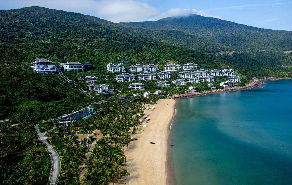 gia-phong-khuyen-mai-staycation-intercontinental-danang-sun-peninsula-resort