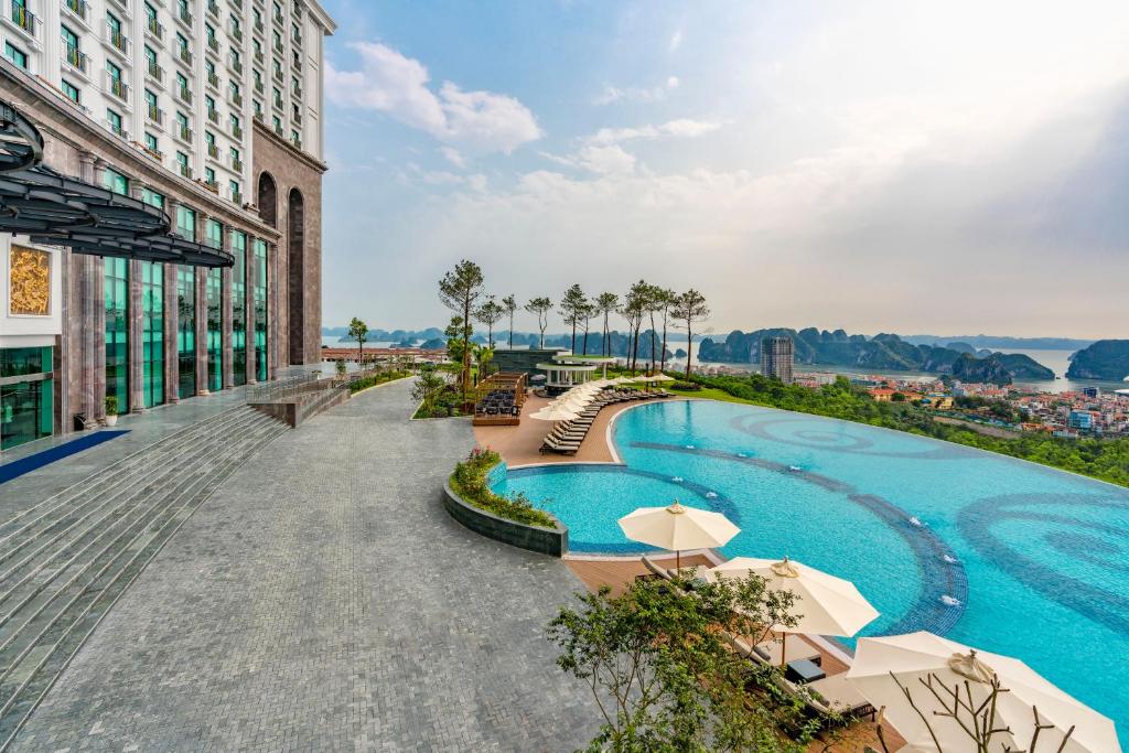 dich-vu-su-kien-hoi-nghi-hoi-thao-gala-team-building-flc-halong-resort-hotel-1