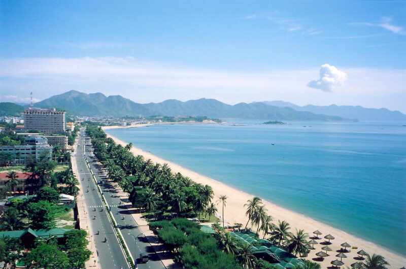 xe-di-cam-ranh-nha-trang-tu-sai-gon-26