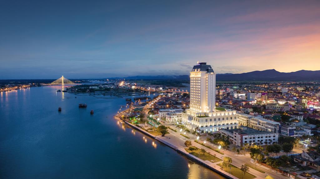 Review các khách sạn, resort tốt nhất ở Quảng Bình, gần biển, có bãi biển riêng, đẹp, nổi tiếng nhất (3-4-5 sao)